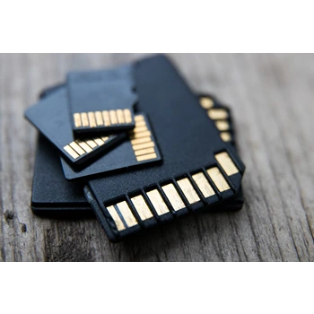 sd-memory-card (3)-4197553-58437.webp